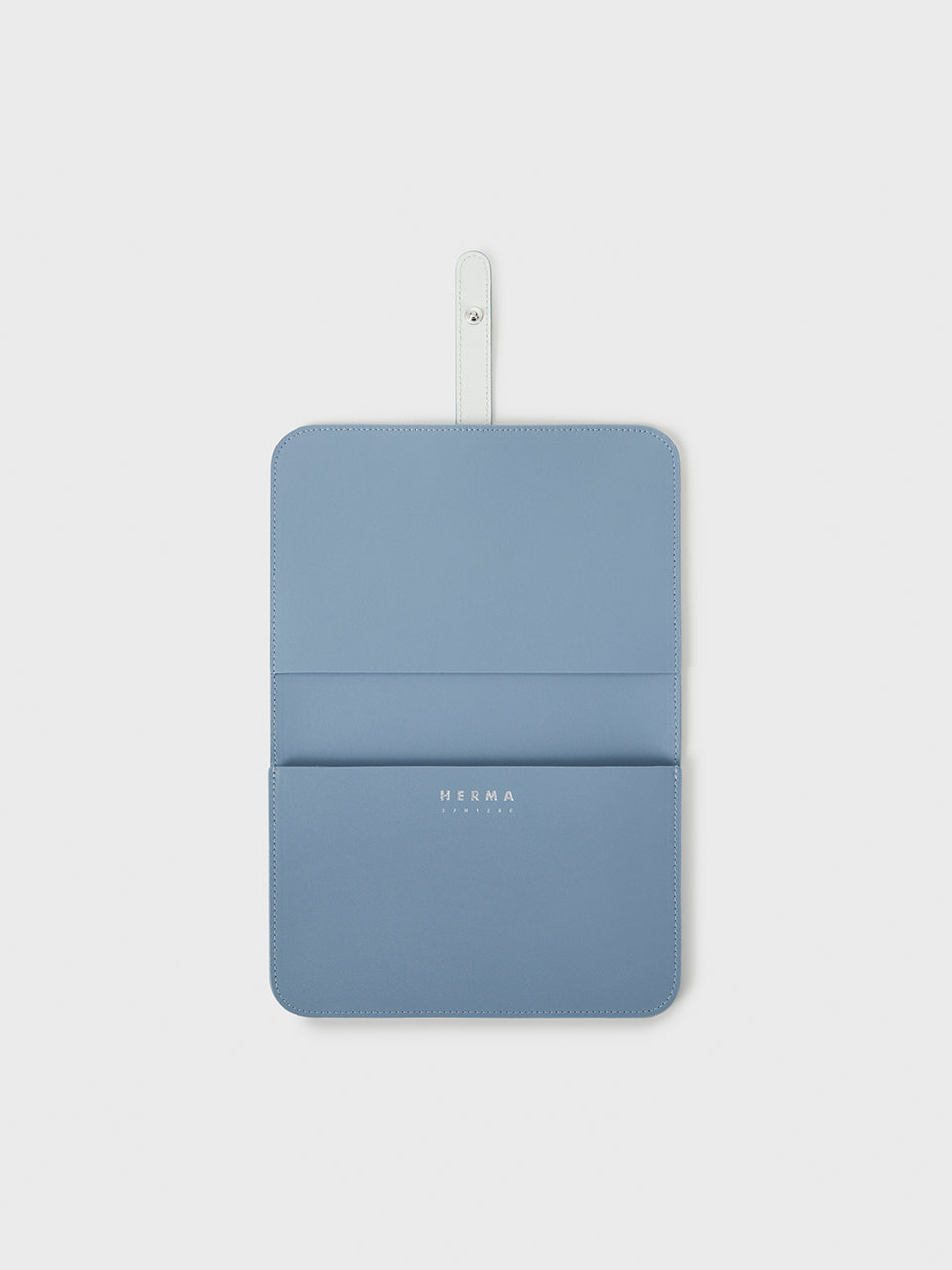 Voye Travel Wallet Bluebell White Snap