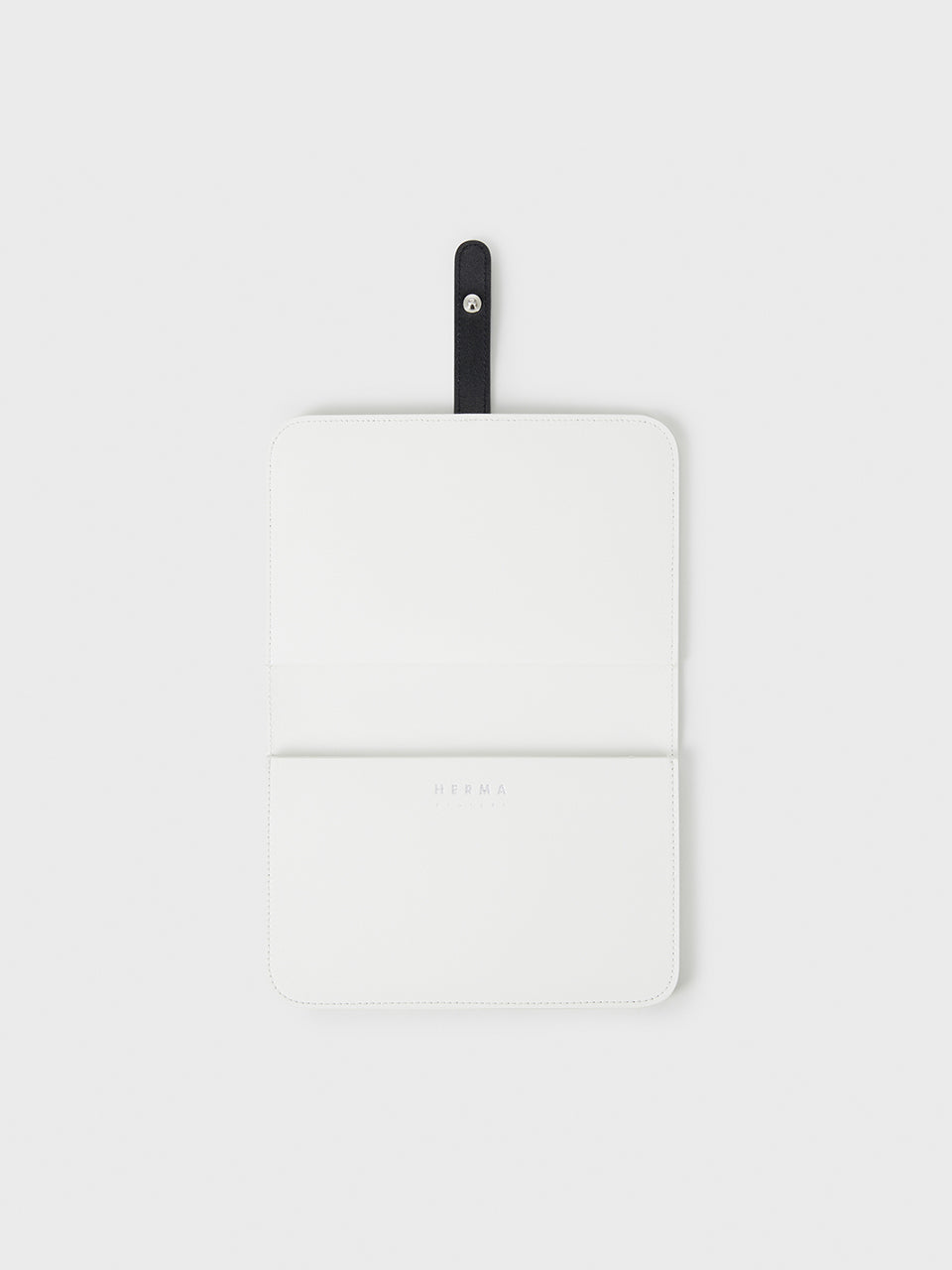 Voye Travel Wallet White Black Snap