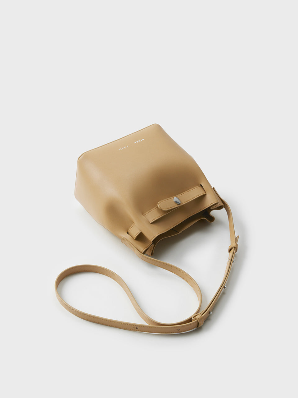 Belt Bucket Bag Dune