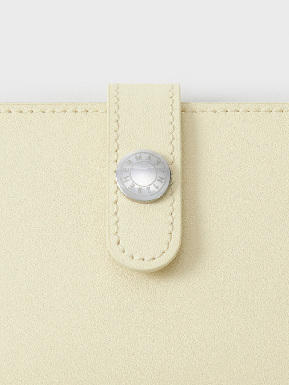 Mia Card Holder Butter