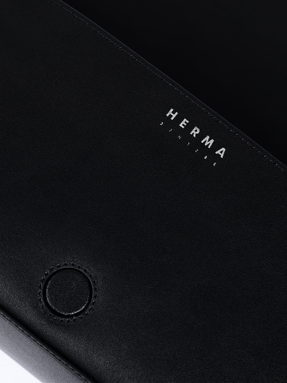 Recta Convertible Shoulder Bag Black